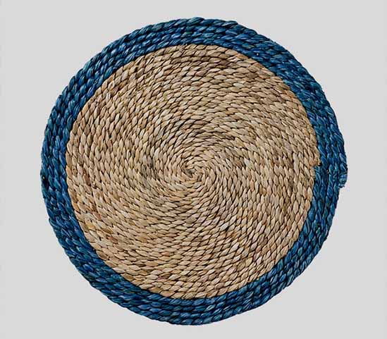 Plaited banana fiber table mat