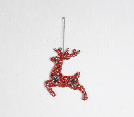 Hanging reindeer ornament