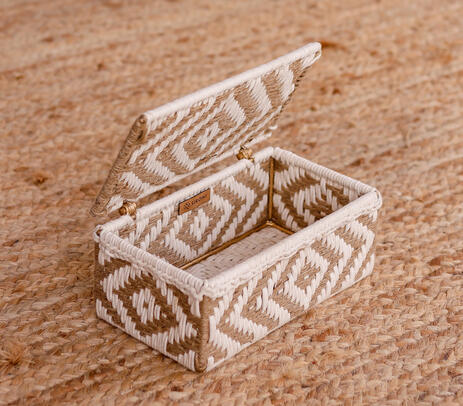 Woven white & beige jute box