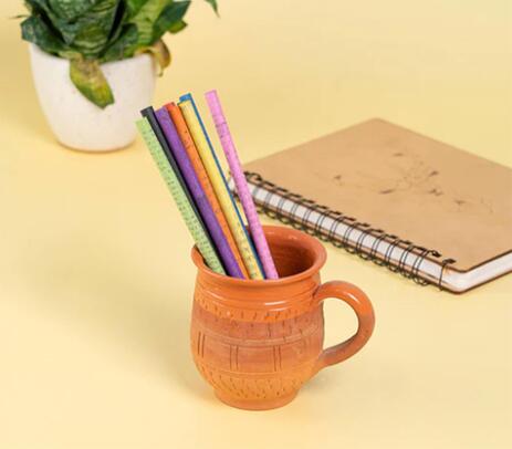 Recycled paper plantable color pencils