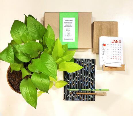 Recycled & plantable calendar gift box