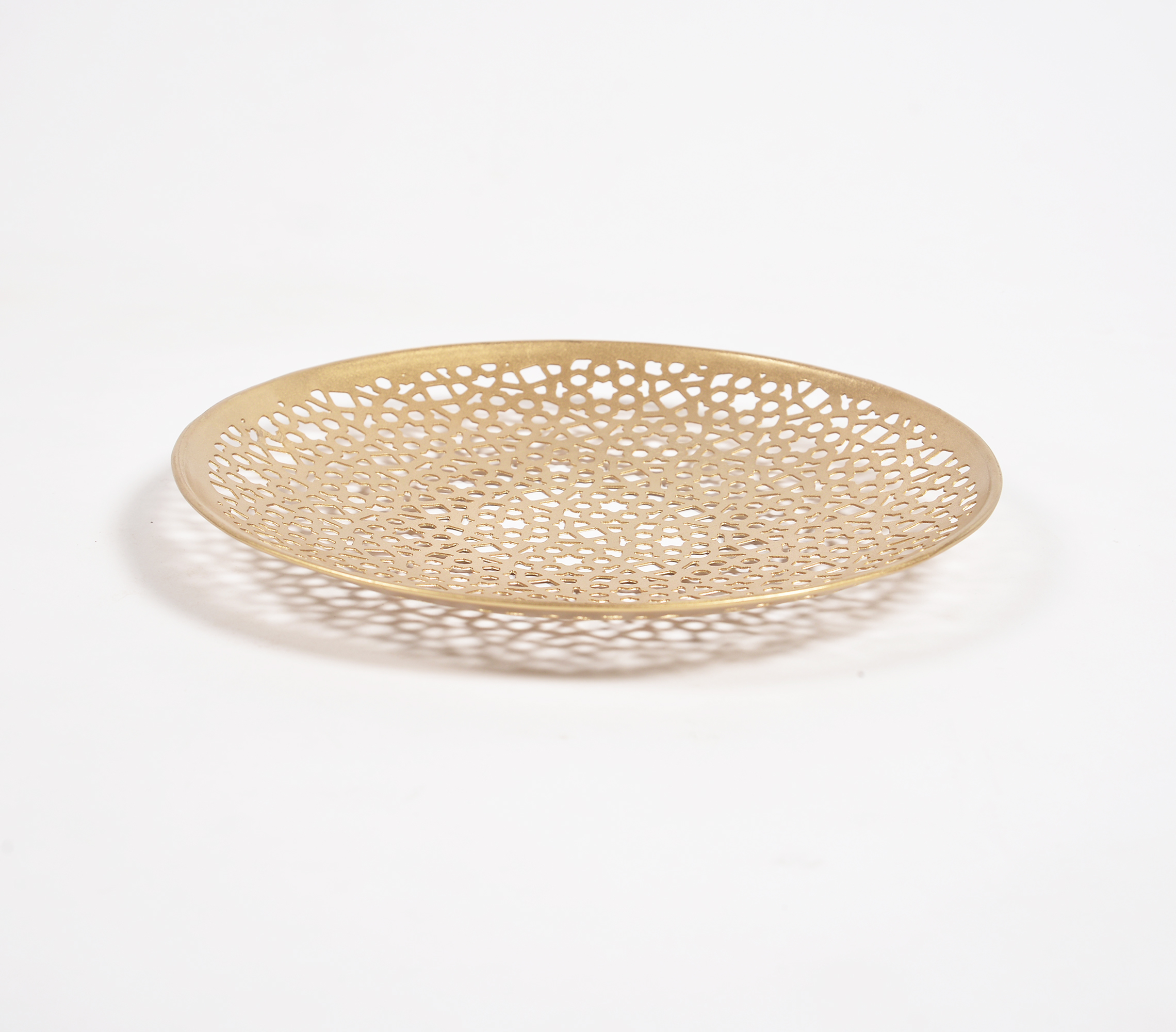 Latticed iron decorative tray