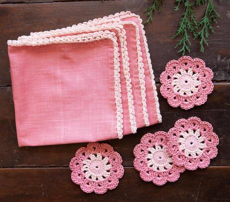 Floral crochet napkins & coasters