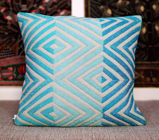 Handwoven diamond cotton cushion cover with sujani work