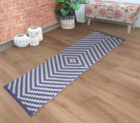 Geometric blue cotton elongated rug