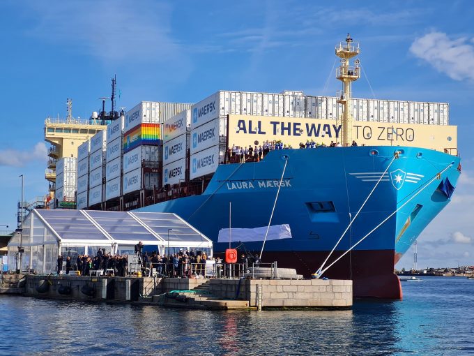 'Laura Maersk'. World's first methanol ship