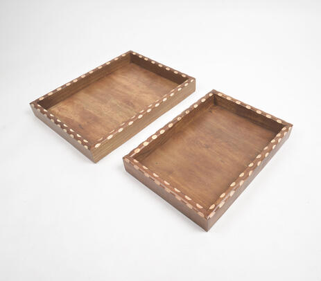 Hand painted polka-dotted serving tray (set of 2)