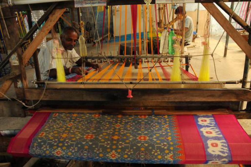 Artisans practising Pochampally Ikat