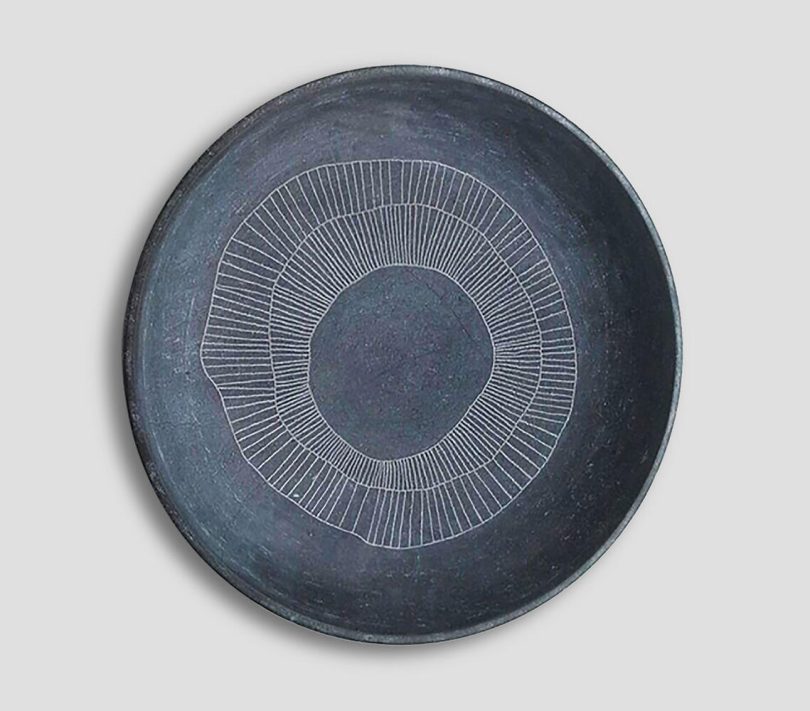 Carved muguni stone decor bowl (large)